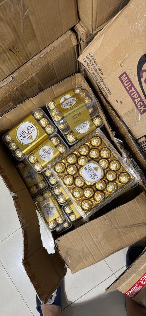 Ferrero Rocher Chocolate (Category: Other Food & Drinks) located in Paranaque City. Submitted by wilhelmmm_ (Listing ID 1399033510, Image 1). Description: NO LAST PRICE!!!!! Ferrero Rocher for sale!!!!! Perfect for gifting. 24 pieces - ₱450 (Mall Price: ₱764.50) 30 pieces - ₱470 (Mall Price: ₱750.00) 16 pieces - ₱300 (Mall Price: ₱399.95) Also available COD via Lalamove Shipping via J&T (Cash upon pick up) MOP: Gcash or Maribank.