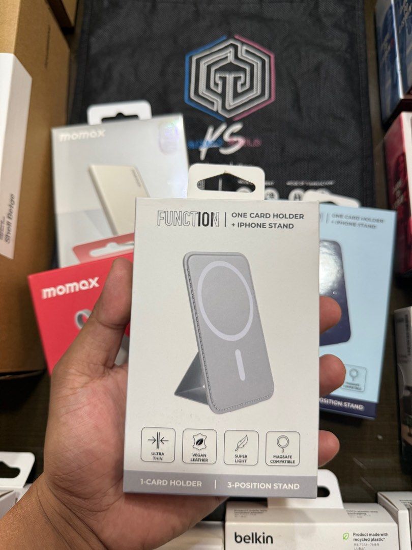 Function One Card Holder / Stand Brandnew (Category: Mounts & Holders) located in Quezon City. Submitted by NKG35 (Listing ID 1399029464, Image 2). Description: Fresh from Powermac Midnight Launch‼️ Grab these brandnew items below SRP Limited stocks only! 🔥 Function Black One Card Holder / Stand SRP: 990 Selling it for: 500 ✅ Brand new, sealed ✅ Great for gift-giving 📍 Meet-ups / COD available (DM for details) 📩 Message us for more info .