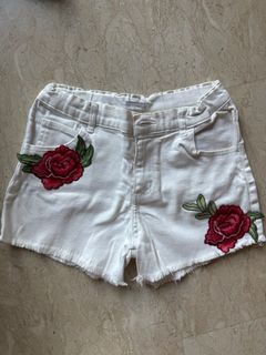 (Category: ) located in . Submitted by lollipopperman (Listing ID 1398960153, Image 1). Description: .