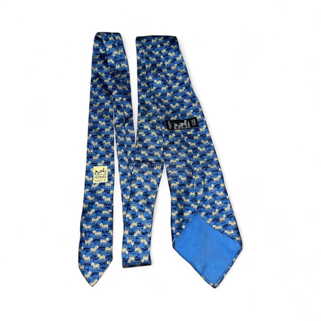 🏷️Hermes Necktie (Category: Luxury Accessories) located in Ilog. Submitted by angelamaec (Listing ID 1398882123, Image 3). Description: Excellent condition Add ship.