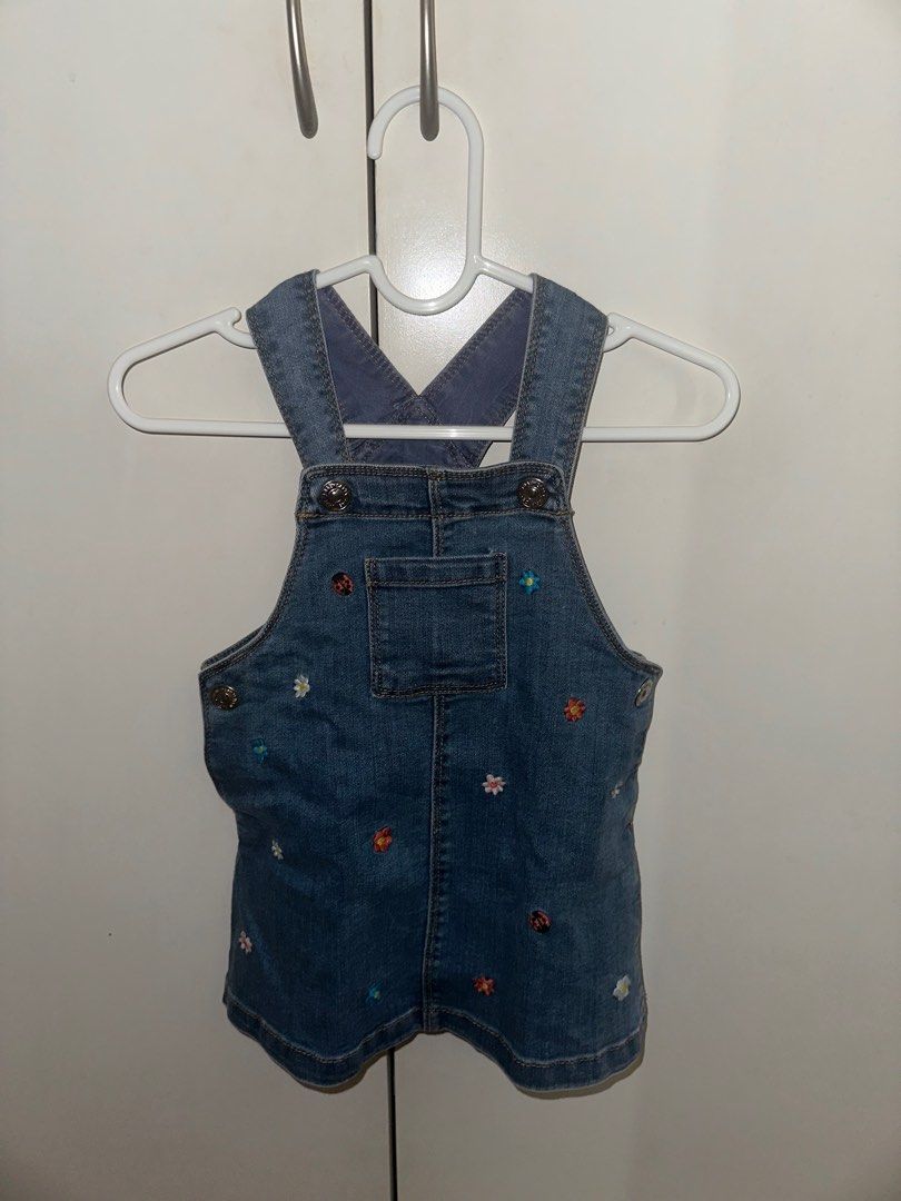 H&M Denim Jumper Skirt (Category: Babies & Kids Fashion) located in Manila. Submitted by gbfinds (Listing ID 1398923180, Image 2). Description: H&M denim jumper skirt for baby-toddler Lightly used Size 9-12M.