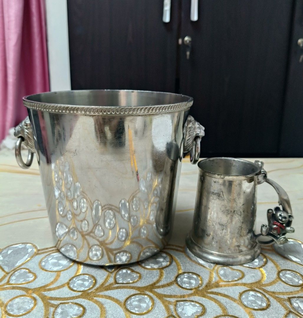 Ice bucket and Pewter (Category: Pitchers & Dispensers) located in Pasay City. Submitted by ynamariie (Listing ID 1398875258, Image 1). Description: 💗check photos for more details 💗japan item.