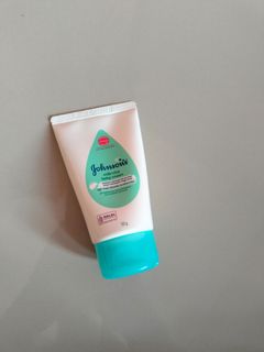 Johnson's baby Dijual Perawatan Makanan Anak Carousell Indonesia