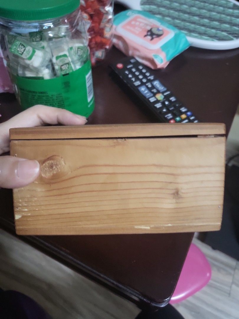 L'Occitane Wooden Box (Category: Storage Boxes & Baskets) located in Caloocan City. Submitted by lynette1977 (Listing ID 1399037824, Image 3). Description: - Authentic L'Occitane wooden box - Rectangular shape - Beautiful natural wood grain - Interior lined with soft yellow tissue paper - L'Occitane brand name prominently displayed.
