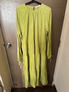 (Category: ) located in . Submitted by lovedapparels (Listing ID 1398931610, Image 1). Description: .