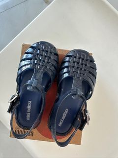 (Category: ) located in . Submitted by yihan1024 (Listing ID 1398893898, Image 1). Description: .