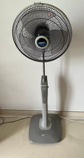 （分類：）位於 。 由 countharbour 提交（商品編號 1398885966，圖片 1）。簡介： 。