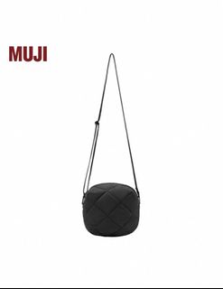 MUJI 無印良品 黑色菱格紋斜背包64197115644291110