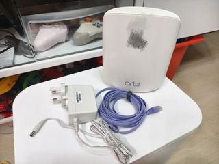 Netgear Orbi Mesh WiFi 6 Professional Dual-Band Router (RBR350)64201037341185110