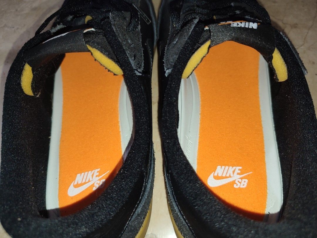 Nike SB FC Classic (Category: Sneakers) located in Manila. Submitted by johnsnow287 (Listing ID 1398748344, Image 3). Description: - Nike SB FC Classic US Size 11 Complete with box Potrero Malabon pickup Delivery via lalamove Payment via GCash/Bank Transfer.