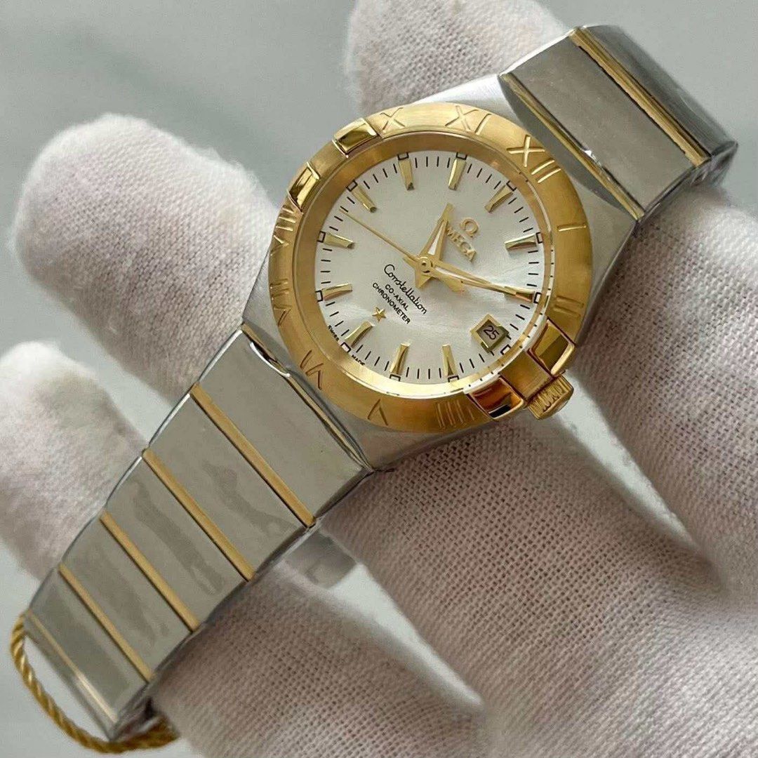 Omega Constellation Diamond Watch 28mm Automatic Complete (Category: Women's Watches) located in Manila. Submitted by jessy0114 (Listing ID 1398962139, Image 3). Description: Brandnew Complete with box Automatic Sapphire glass.