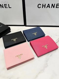 🎀Prada p💞rada👏 High-quality Cross-grain Cowhide Thin Silver Bag64200587461763110