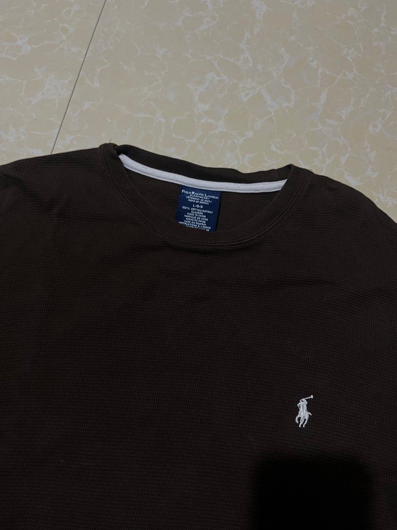 ralph lauren (Category: Hoodies) located in San Fernando. Submitted by dippedrops (Listing ID 1399026959, Image 2). Description: ralph lauren longsleeve very good condition need wash color rate: 9.5/10 dimes: 20x29 .