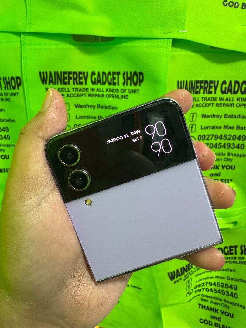Samsung Galaxy Z Flip4 256gb (Category: Samsung) located in San Juan City. Submitted by wainefreygadgetshop (Listing ID 1398956262, Image 2). Description: Samsung Galaxy Z Flip 4 8/256gb (Search nyo nalang full specs) ALL GOODS AT WORKING NO REPAIR HISTORY NI HIDDEN ISSUE PEDE PANG BACK UP PHONE CAMERA SOBRANG LINAW MAKINIS PEDE SA MAARTE BAWAL SA NAG IINARTE! MAY MGA PLASTIC PA MGA GILID GOOD AS NEW For fast transaction call/text 09279452049,097