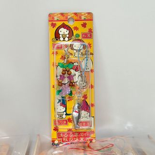 Sanrio Hello Kitty 秋季限定手機吊飾64198417910531110