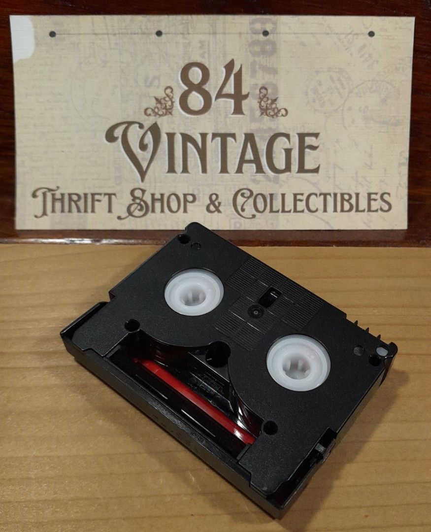 Sony Mini DV (Category: Cameras) located in Las Pinas. Submitted by 84vintage (Listing ID 1399019487, Image 2). Description: Actual photos posted. Please examine them carefully as they are part of the description. 📌 MUST READ Before Dealing with us 📌 ⚠️Price is posted. No lowballs please. ⚠️Vintage items are only sold As Is Where Is. If you want new items without any flaws, you can buy at the mall. Please manage your expectations. ⚠️Pickup or L