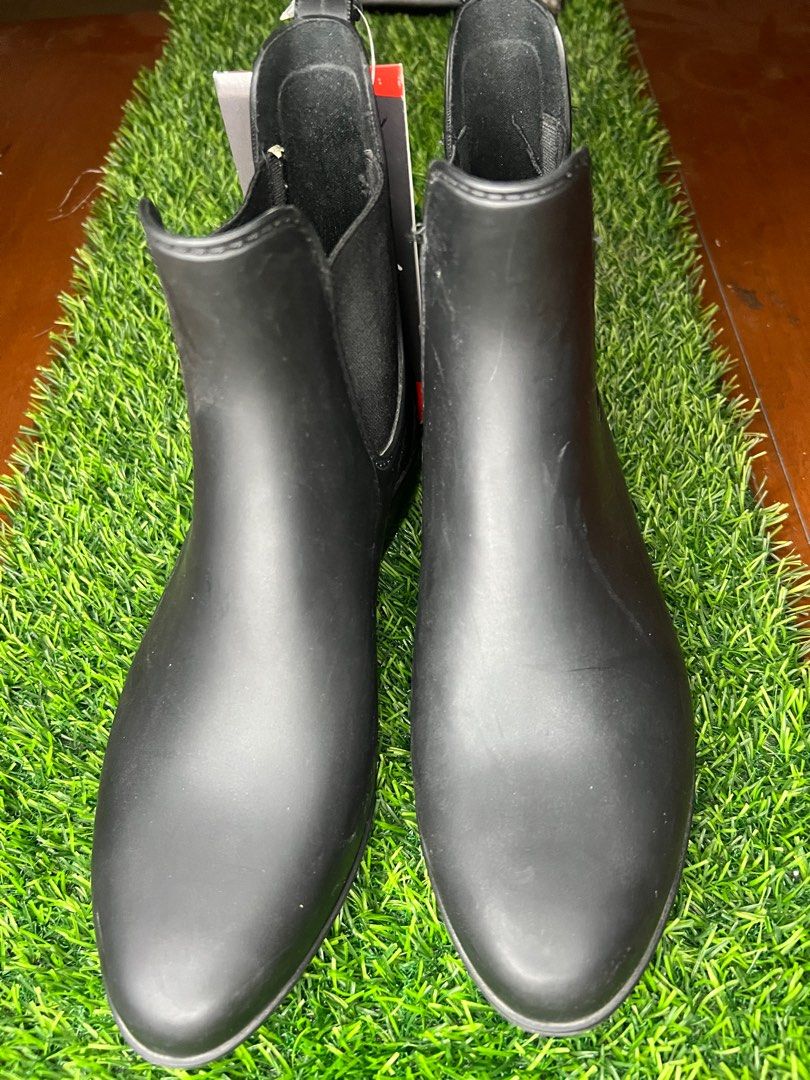 Storm by Cougar Celeste 2-M Rain Boots - Size 7 (Category: Boots) located in Manila. Submitted by phatpen (Listing ID 1398986874, Image 1). Description: - Brand: Storm by Cougar - Style: Black Rain Boots - Size: US 7, EU 37, UK 4.5 - Condition: New with tags - Features: - Waterproof - Pull tab for easy wear - Elastic side panels - Textured soles for grip it’s never been used—just been sitting in storage forever. It’s an older model, but honestly,