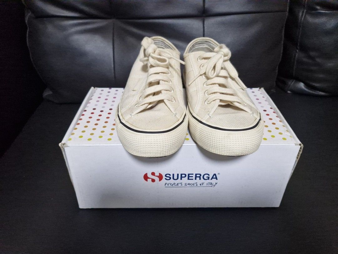 Superga 2490 Bold Organic Canvas Sneakers (Category: Sneakers) located in Mandaluyong City. Submitted by s0nym (Listing ID 1398938478, Image 2). Description: - Superga 2490 Bold Organic Canvas sneakers - Color: Natural Beige - Size: 35 - Includes original box - Classic low-top design - Canvas upper - Rubber sole - Superga logo detail - Lace-up closure - Round toe.
