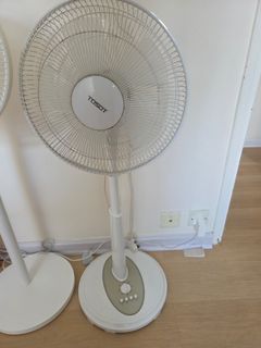 （分類：）位於 。 由 kylabbb 提交（商品編號 1398919025，圖片 1）。簡介： 。