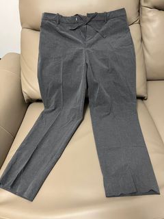 Uniqlo 校服 灰色西褲  L size64194308426754110