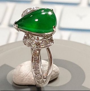 天然翡翠帝王綠戒指證書18 K金鑲嵌64208765812483110