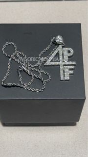 4PF 吊墜頸鏈64214533679617110