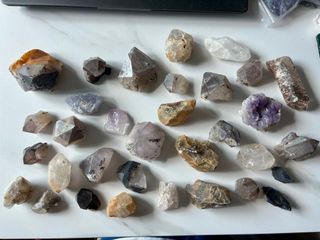 Raw Crystal Block (1.3kg+) Demagnetization Natural Raw Stone64211133290241110