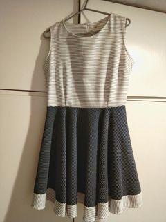 J Closet 藍白直間連身裙64209178803586110