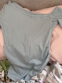 美式淺藍色滿鑽露肩長袖上衣64210052553986110