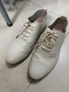 白色皮革牛津鞋64213439722371110