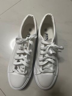 白色鞋64216902842625110