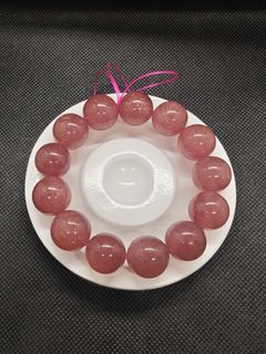 閃粉草莓晶手串64217834900993110