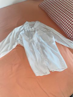 白色長袖襯衫64218659394817110