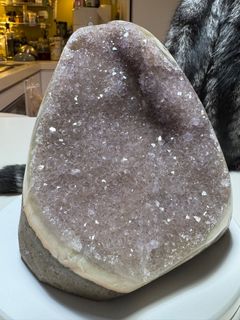 Amethyst Geode Cluster, Super Flat Sale64216657552769110