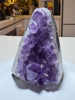 紫水晶簇, 三角形64217368342147110