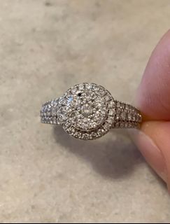 香港實體門店 高價：鑽石 焚克雅寶卡地亞 愛彼 金磚 金幣 金條 金粒 周大福 周生生 六福 謝瑞麟 金至尊 景福珠寶 老鳳祥 CHANEL香奈兒 鉑金 白金 k金 鑽石 翡翠手鐲 高古玉 玉石擺件等飾品 Tiffany蒂芙尼 卡地亞Cartier 黃金首飾 金條 金磚 金粒 9999足金 白金 歡迎PM。！64208765794562110