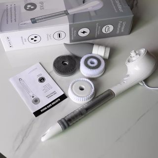 🛀 LA CANDEUR Electric Handheld Shower Brush IPX6 Type-C Rechargeable Bath NEW 全新 電動 手持 沐浴刷 USB-C 充電款 防水 🛀64210054374531110