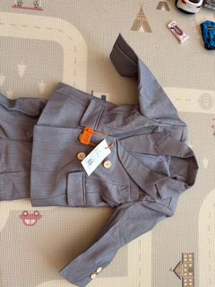 男童灰色西裝套裝 size 10064212190637571110