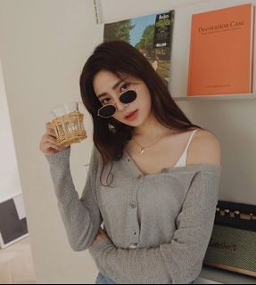 (全新）Air Space 輕透感排扣針織上衣 (S size )64212605269507110