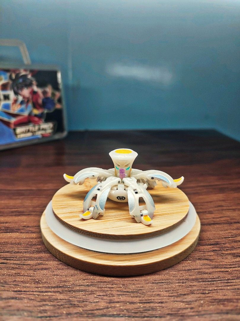 Bakugan Freezer ( Pearl Variant ) rare (Category: Action & Battle Toys) located in Manila. Submitted by far.east.leyte.east (Listing ID 1399212488, Image 1). Description: -Pearl Edition Bakugan ( rare )✨ -Very Mint & Good Rolling ✨ *may discount pa if two or more bibilhin from my shop👌 Delivery tru Flash express Payment Gcash.
