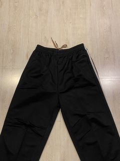 (Category: ) located in . Submitted by ohclosetph (Listing ID 1399093720, Image 1). Description: .