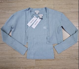 Calvin Klein 2 set tops. Womens size S64208319441155110