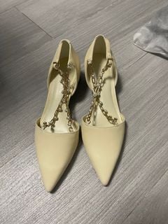 全新 CHARLECS & KEITH 小ck 尖頭平底鞋 女神鞋 珍珠 3.5cm 36m碼 women girl shoes64216420547587110