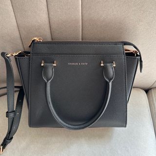 Charles & Keith 黑色手提包64207892150658110