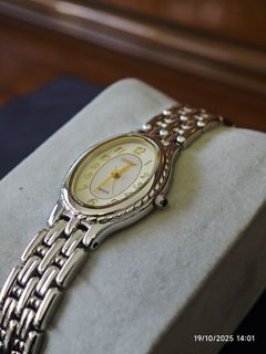 (Category: ) located in . Submitted by thewatchshop25 (Listing ID 1399118427, Image 1). Description: .