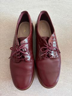 Clarks 女士皮革牛津鞋64208539883521110