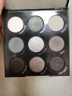 Colourpop Smoke Show eyeshadow 眼影盤64214305263105110
