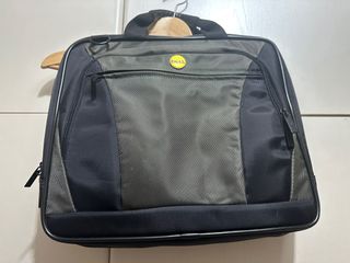 Dell Multi-function Briefcase/Briefbag/Laptop Bag with Detachable Shoulder Strap64213657257603110