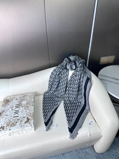 【方巾】Dior披肩經典字母搭配絲毛混紡 140 x 140cm64213441474691110