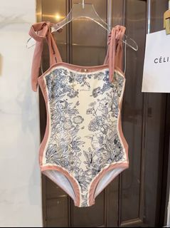 💎誠信賣家💎Dior 迪奧款連體泳衣64218456804481110